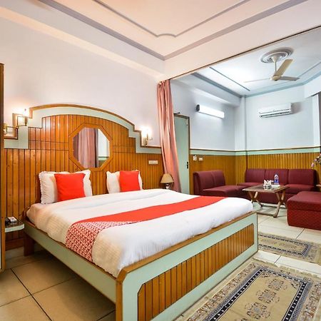 Oyo 46616 Hotel Abhinandan Jind Экстерьер фото