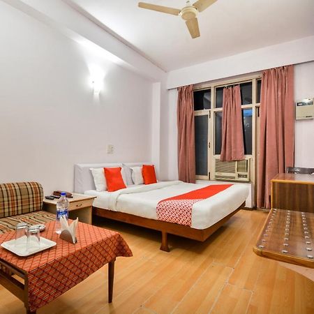 Oyo 46616 Hotel Abhinandan Jind Экстерьер фото