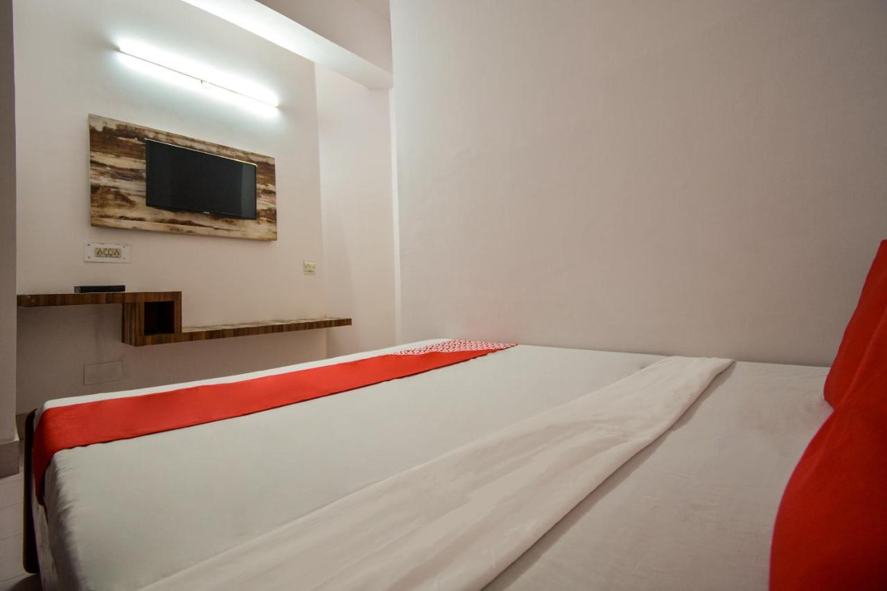 Oyo 46616 Hotel Abhinandan Jind Экстерьер фото