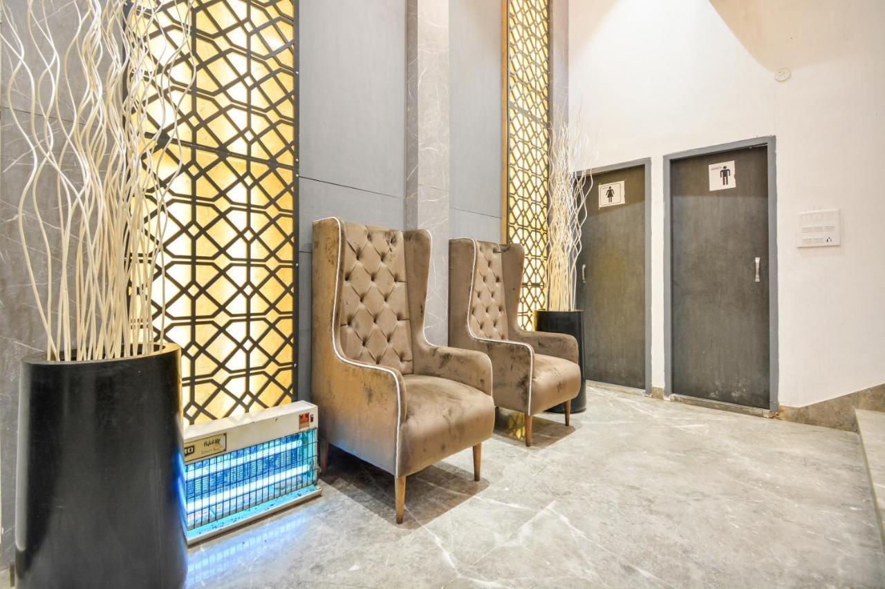 Oyo 46616 Hotel Abhinandan Jind Экстерьер фото