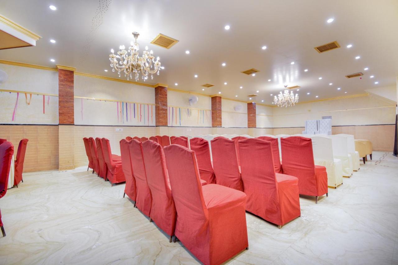 Oyo 46616 Hotel Abhinandan Jind Экстерьер фото