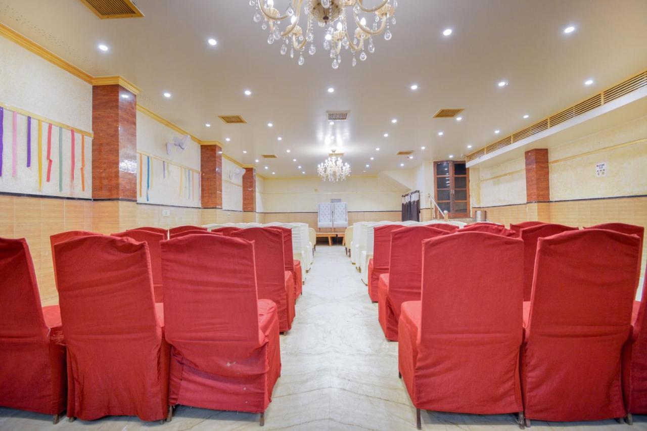 Oyo 46616 Hotel Abhinandan Jind Экстерьер фото
