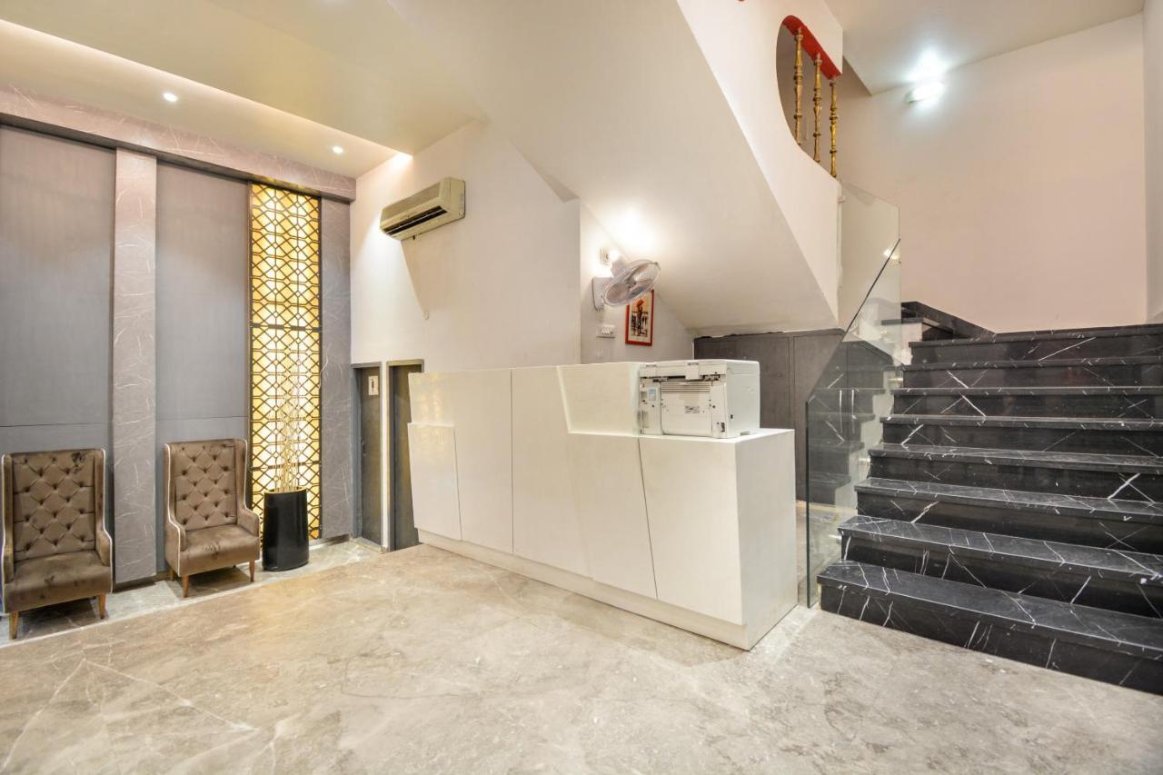 Oyo 46616 Hotel Abhinandan Jind Экстерьер фото